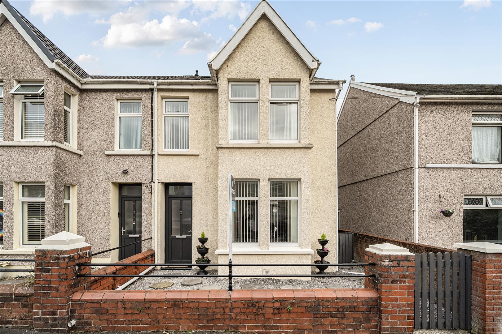Brighton Road, Gorseinon, Swansea, SA4 4BW